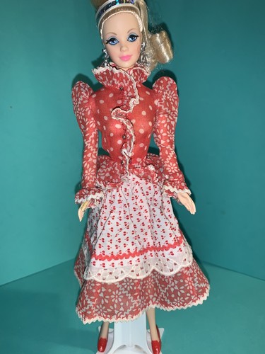 Barbie vintage look very rare - barbie,