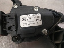 pedale acceleratore per OPEL INSIGNIA SPORTS TOURER COSMO 13237352 drexp446500