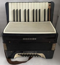 Fisarmonica Hohner Student IV