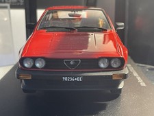 Auto Art 1/18 Alfa romeo