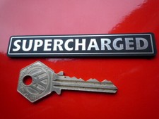 Distintivo autoadesivo