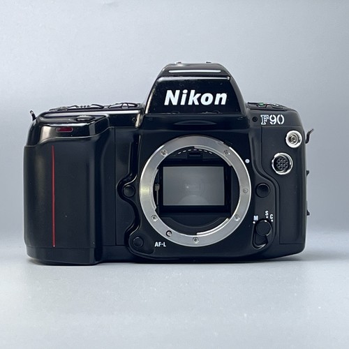 Eccellente nikon f90 - [eccellente+4},