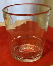 Particolare Vaso Da Fiori A Forma Di Bicchiere In Cristallo