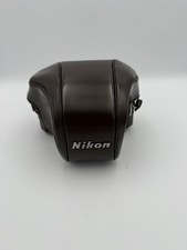   Nikon custodia in vera pelle