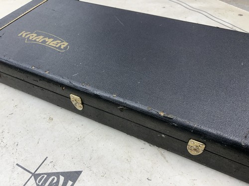 Custodia rigida per - , chitarra