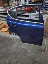 alfa romeo stelvio sportello