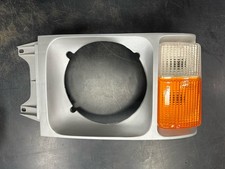 Cornice faro destro con