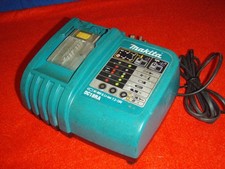Makita DC18RA Caricabatterie
