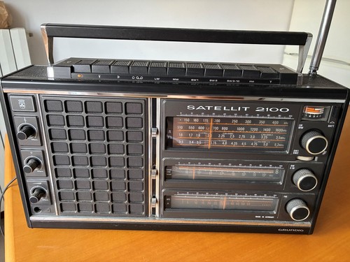 Radio grundig satellit 2100 - satellit,