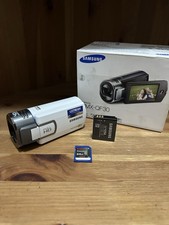 Videocamera Samsung HMX-QF30 Full HD 20x zoom ottico WiFi Connect UStream