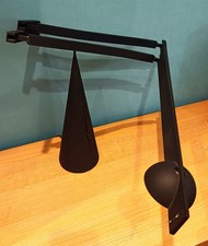 lampada da tavolo di design by Mario Barbaglia