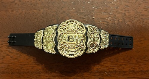 Aew world heavyweight - aew,