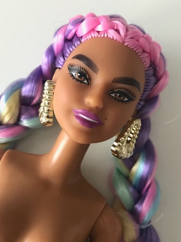 Nuova bambola barbie - nuova,