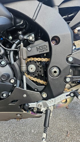 Cover pignone yamaha r1m - cover,