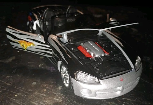 2002 maisto blk silver exxon - 2002,