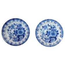 Piatti in ceramica Olanda XX secolo con decorazioni floreali blu di Delft