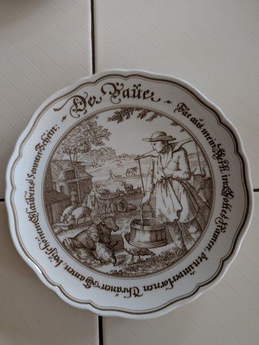 Piatto decorativo - , in