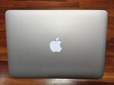 MacBook Pro 13” Retina (2014) – i5 / 8GB – Perfettamente funzionante – manca SDD