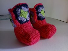 Scarpine neonato in lana fatte a mano  ai ferri