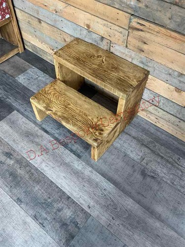 Sgabello rustico fatto mano - rustico,