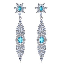 Orecchini realizzati con