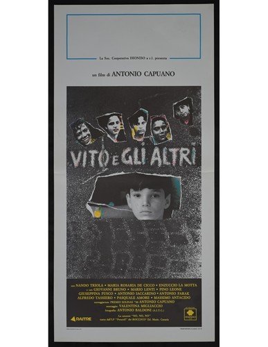 Locandina vito gli altri - e,
