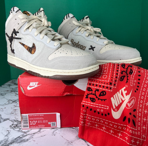 Nike dunk high bodega friends - dunk,