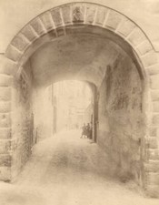 Arch in via Mario Lupo Bergamo