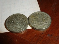 ONE POUND ELISABETTA II 1983 -