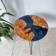 Tavolino rotondo in resina