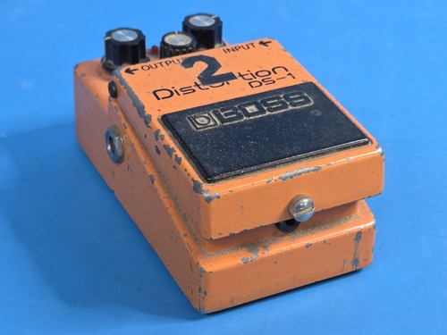 Vintage boss distortion - ds-1,