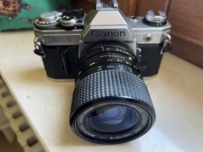 Fotocamera Canon AE 1, con