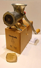 Tritacarne manuale Trespade TC 12, nuovo in scatola.