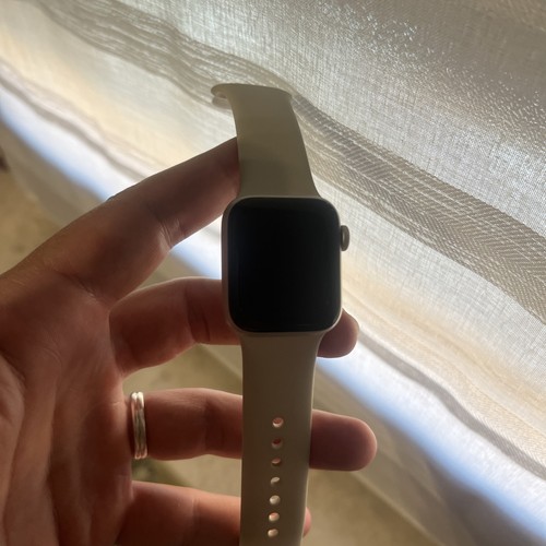 Apple watch 40mm - watch, in