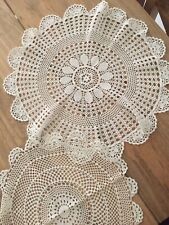 Centrini rotondi 2 Pezzi grandi fatte di pizzo ad uncinetto a mano