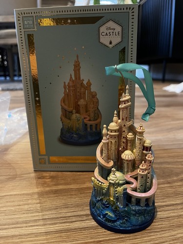 Disney castle collection - disney,