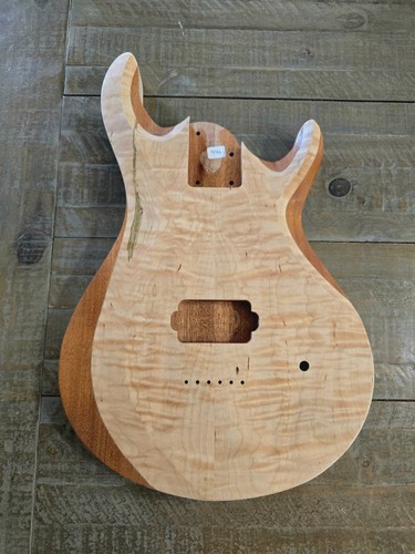 Corpo chitarra flame maple su - maple,