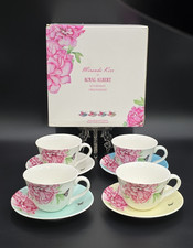 4 tazze e piattini Royal