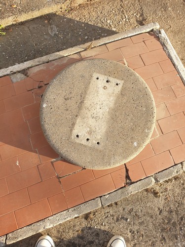 Grande base cemento - base, di
