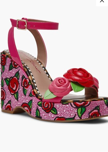 Sandali con zeppa - , e
