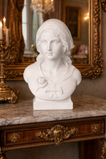 MEZZO BUSTO IN MARMO BIANCO