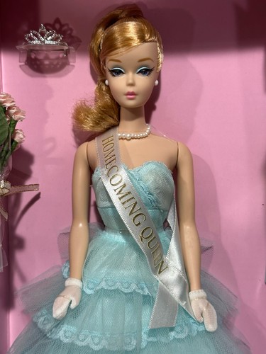 Barbie gold label homecoming - barbie,