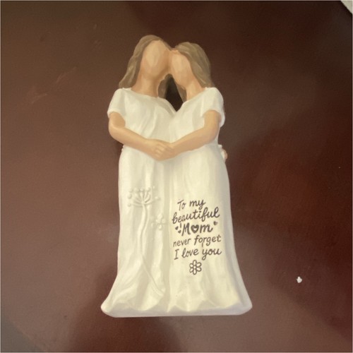 Statuina madre figlia in - madre, e