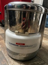 ACME Waring Supreme JUICERator