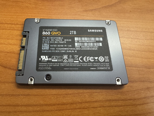 Samsung 76q2t0 860 - 2, qvo