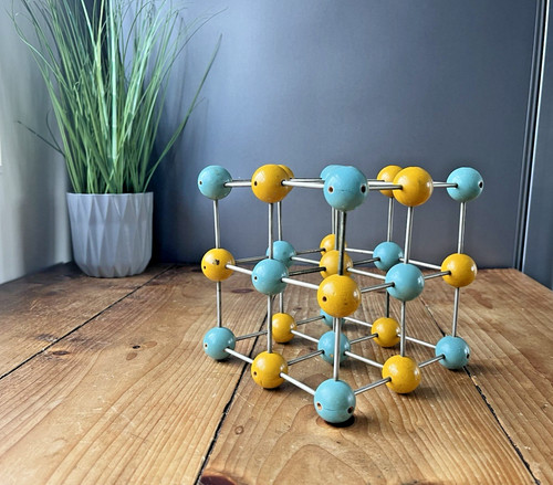 Mid century modern - mid,