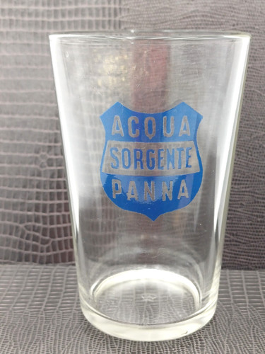Sorgente panna acqua - , minerale