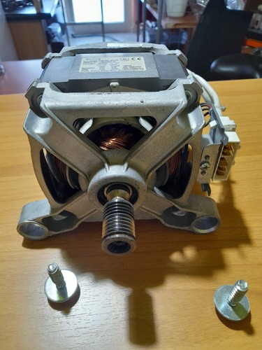 Motore lavatrice indesit iwc - motore,