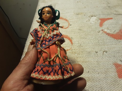 Piccola bambolina souvenir - piccola,