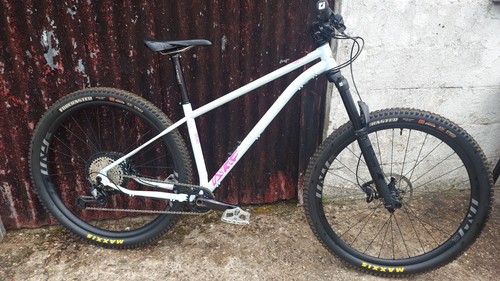 Mountain bike stif squatch - squatch,